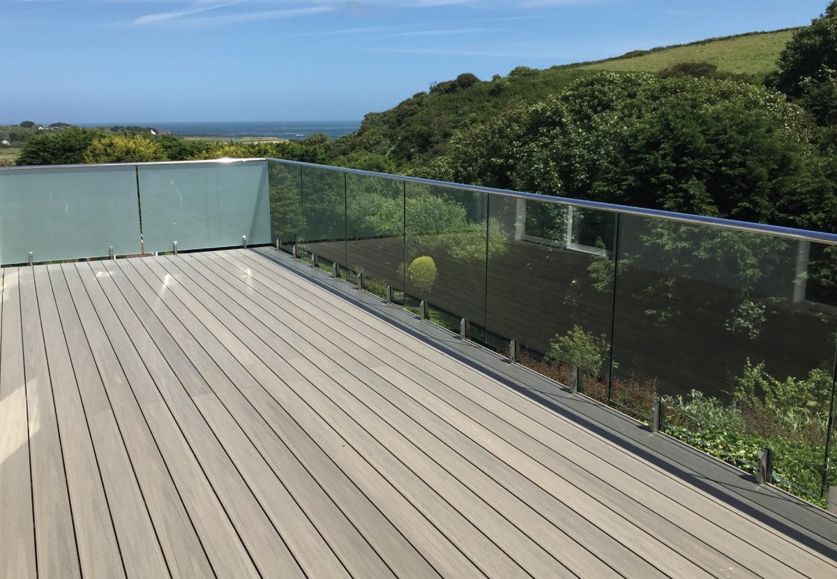 deck builders